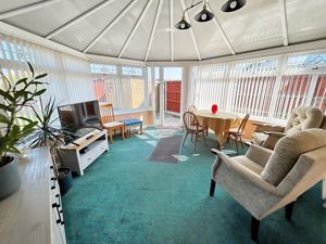 Sun lounge- click for photo gallery